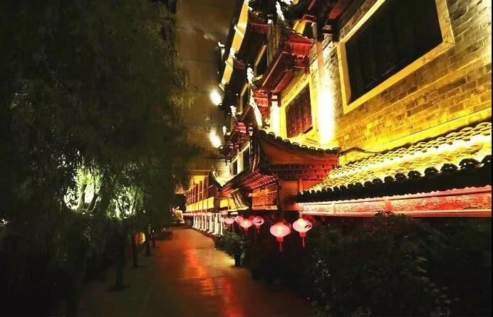 鎮(zhèn)遠(yuǎn)市自然美景探索之旅，追尋內(nèi)心的平和與寧靜
